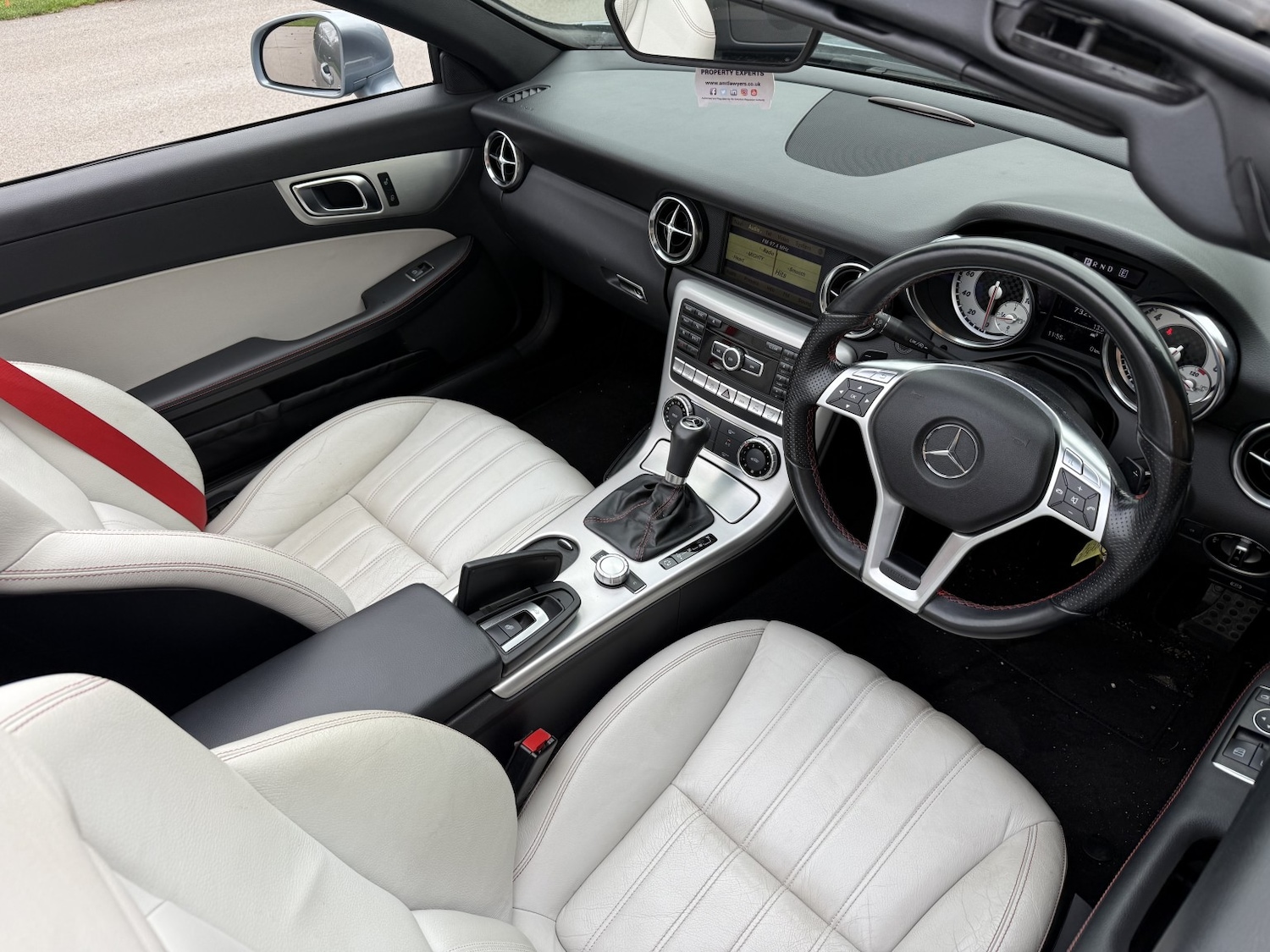 Used Mercedes-Benz SLK 2011 for sale - 76547873: Photo 26