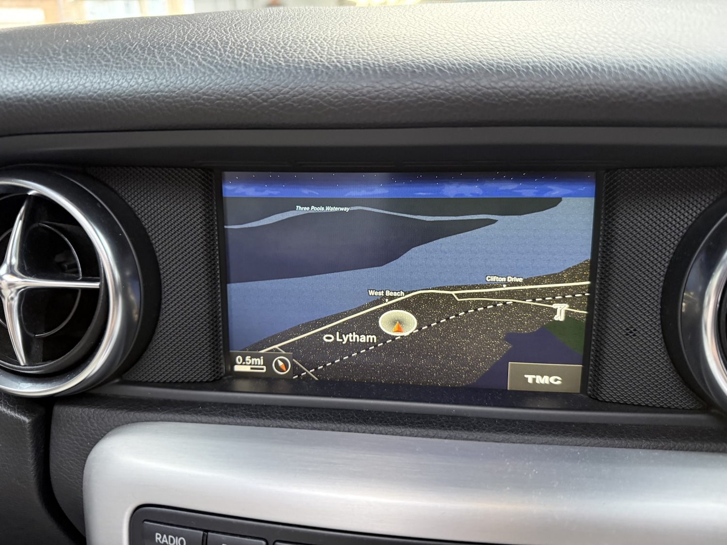 Used Mercedes-Benz SLK 2011 for sale - 76547873: Photo 32