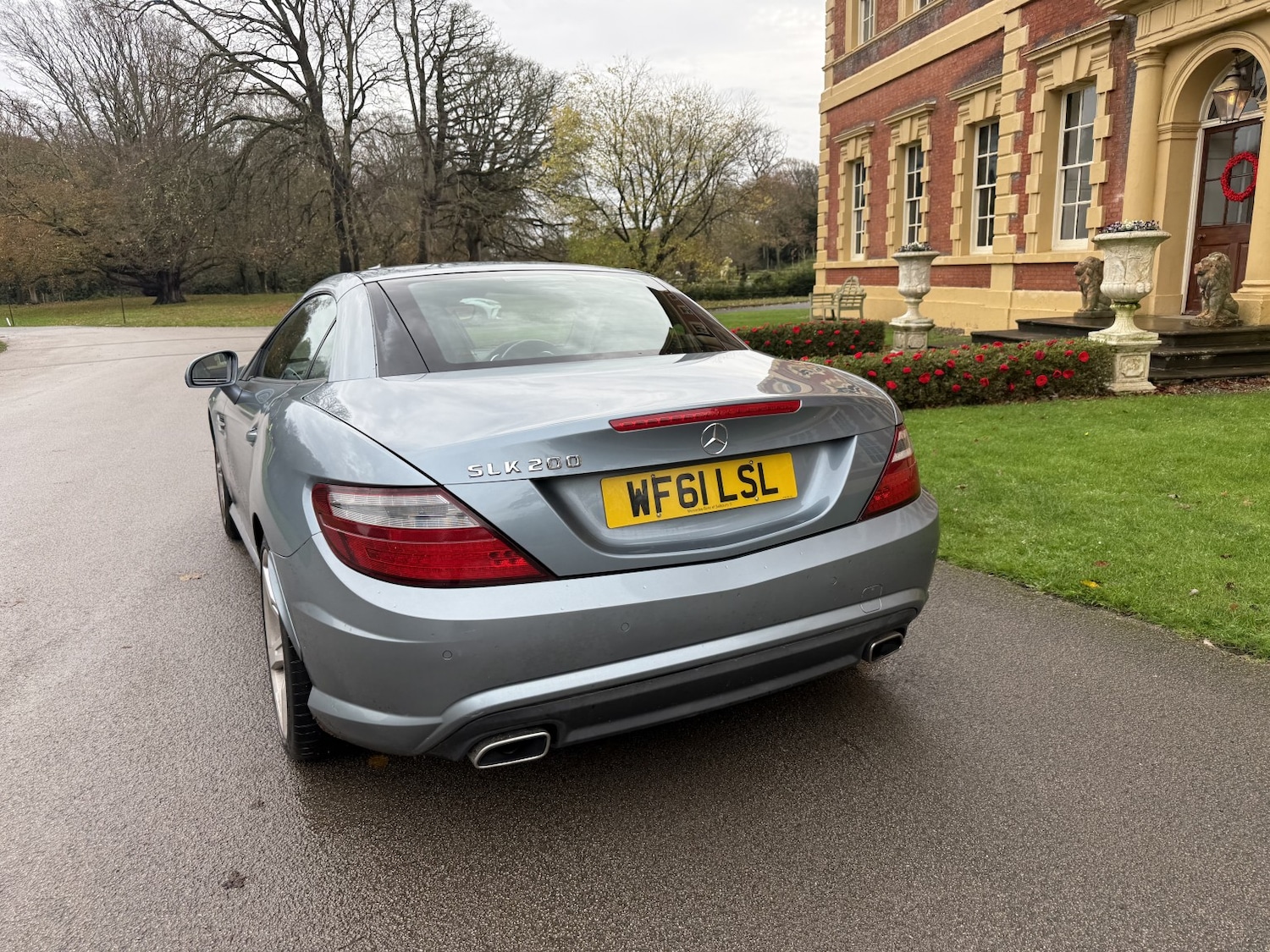Used Mercedes-Benz SLK 2011 for sale - 76547873: Photo 5