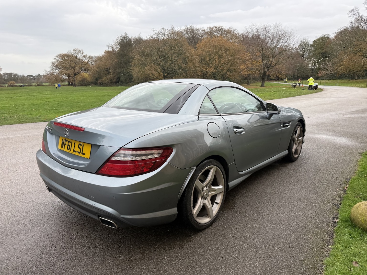 Used Mercedes-Benz SLK 2011 for sale - 76547873: Photo 7