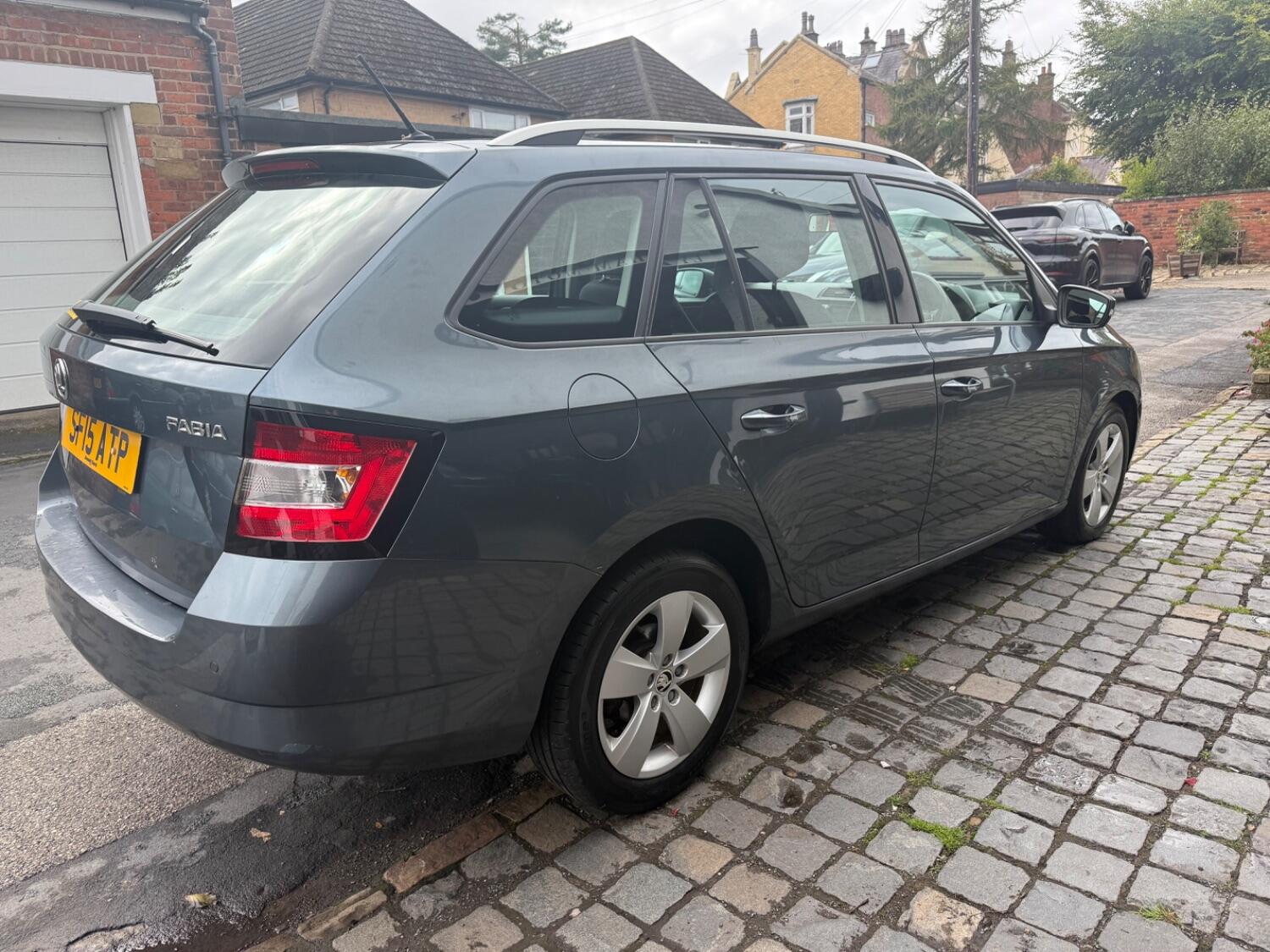Used Skoda Fabia 2015 for sale - 75925176: Photo 6