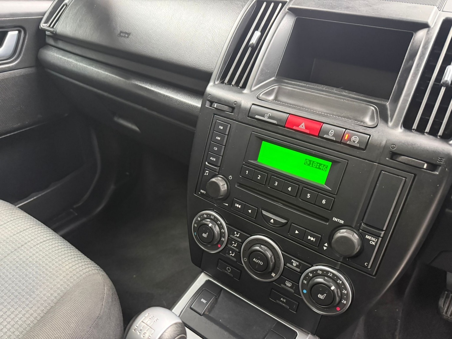 Used Land Rover Freelander 2 2010 for sale - 76618699: Photo 14