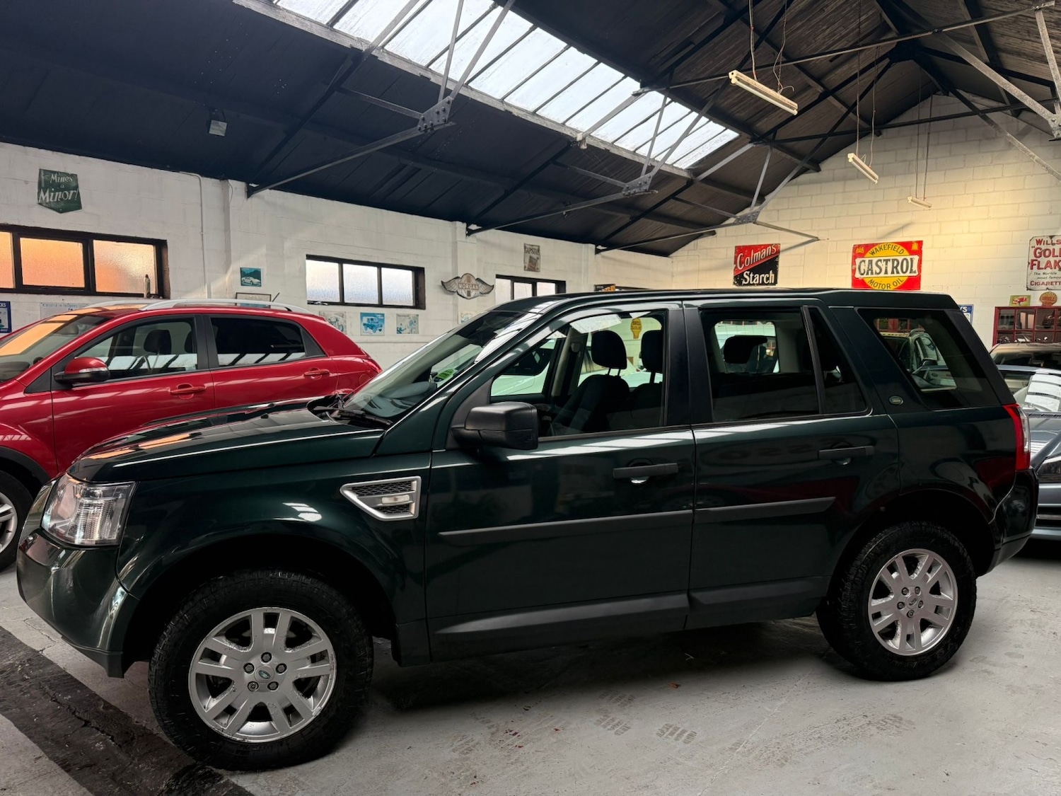 Used Land Rover Freelander 2 2010 for sale - 76618699: Photo 19