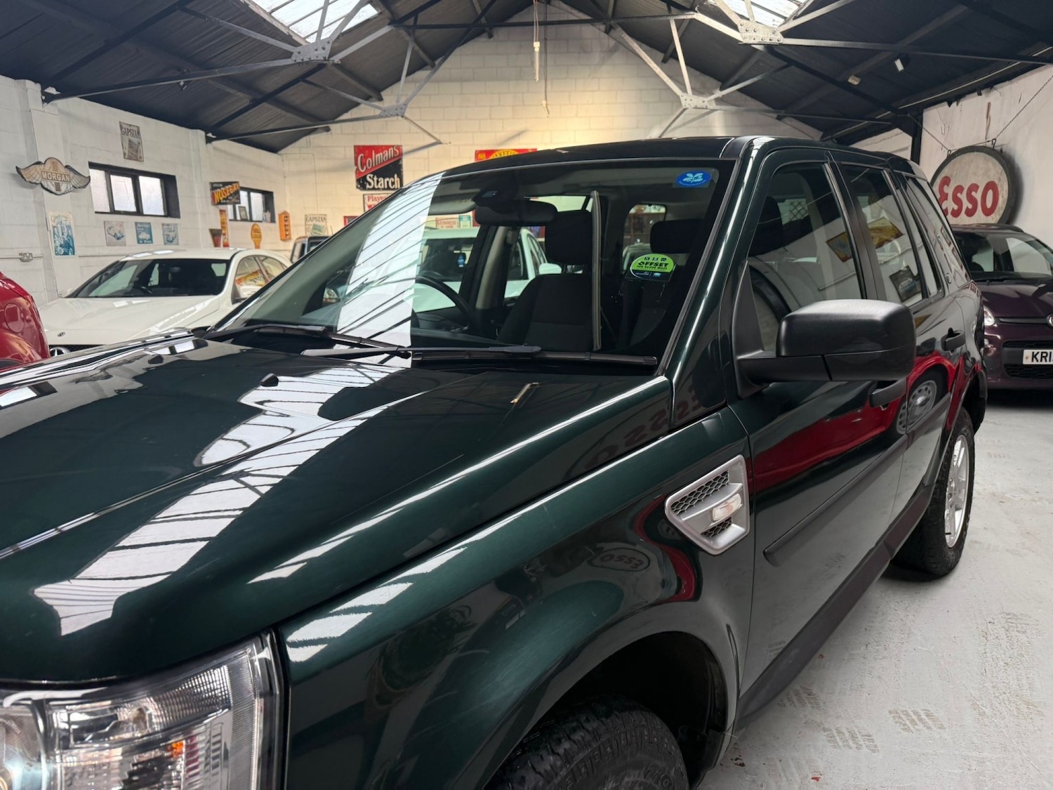 Used Land Rover Freelander 2 2010 for sale - 76618699: Photo 2