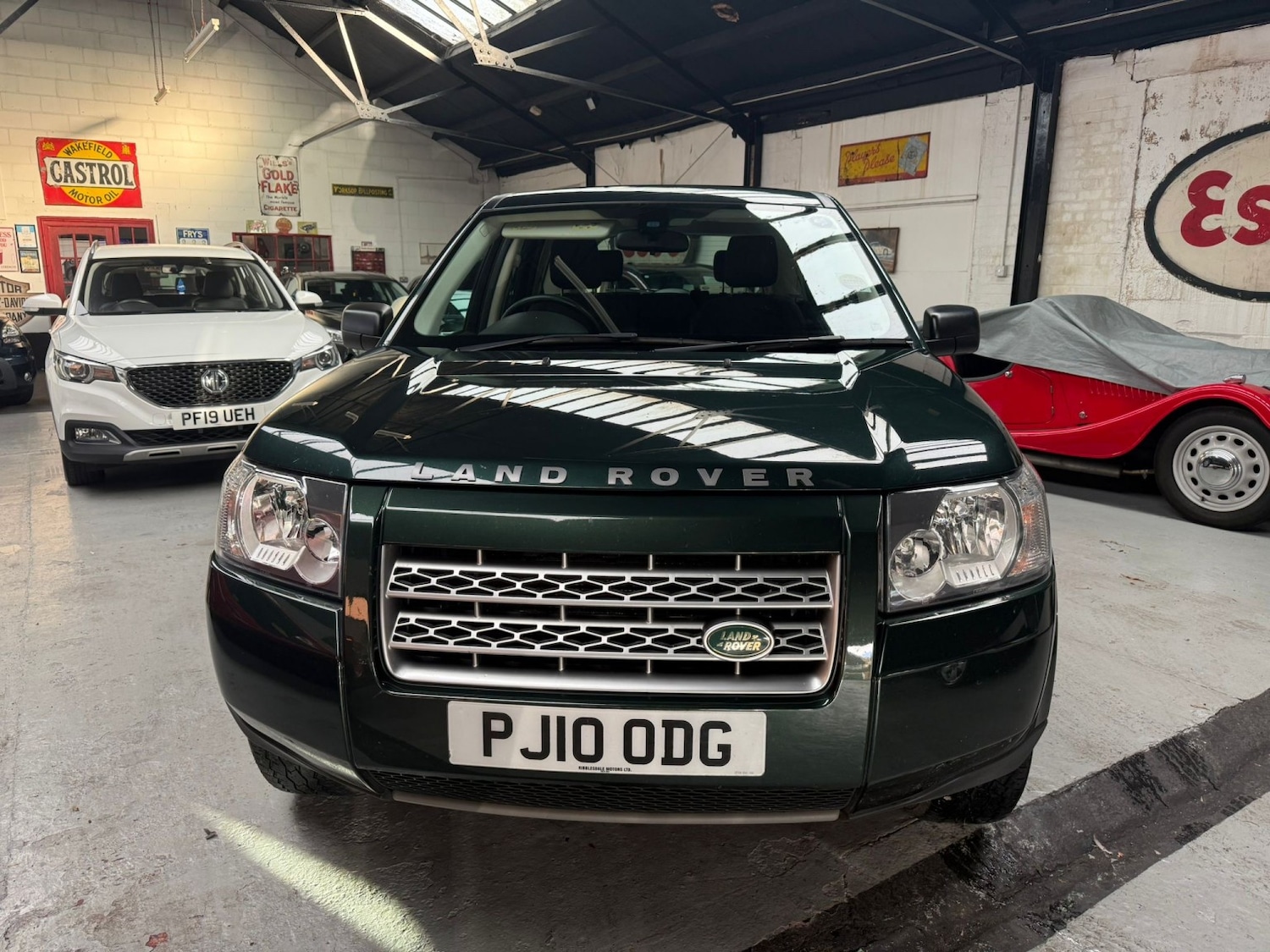 Used Land Rover Freelander 2 2010 for sale - 76618699: Photo 3