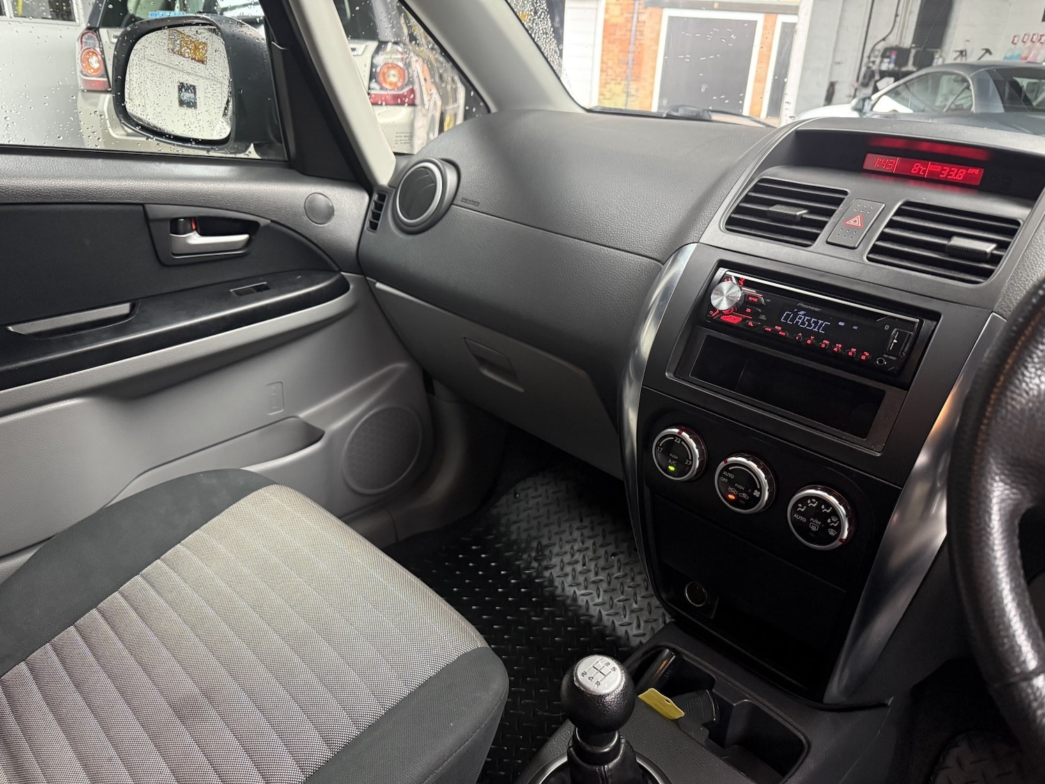 Used Suzuki SX4 2010 for sale - 77140671: Photo 22