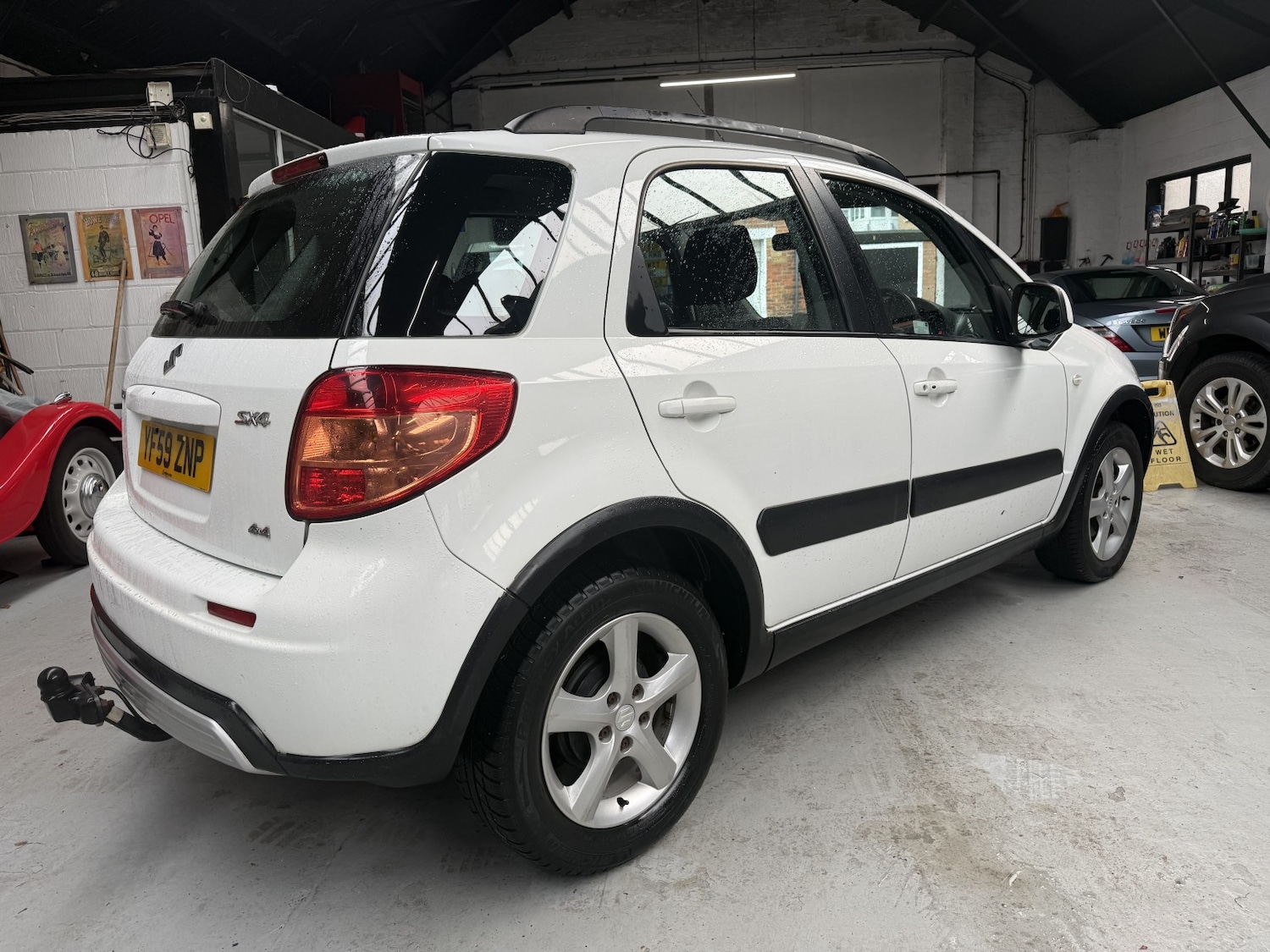Used Suzuki SX4 2010 for sale - 77140671: Photo 6