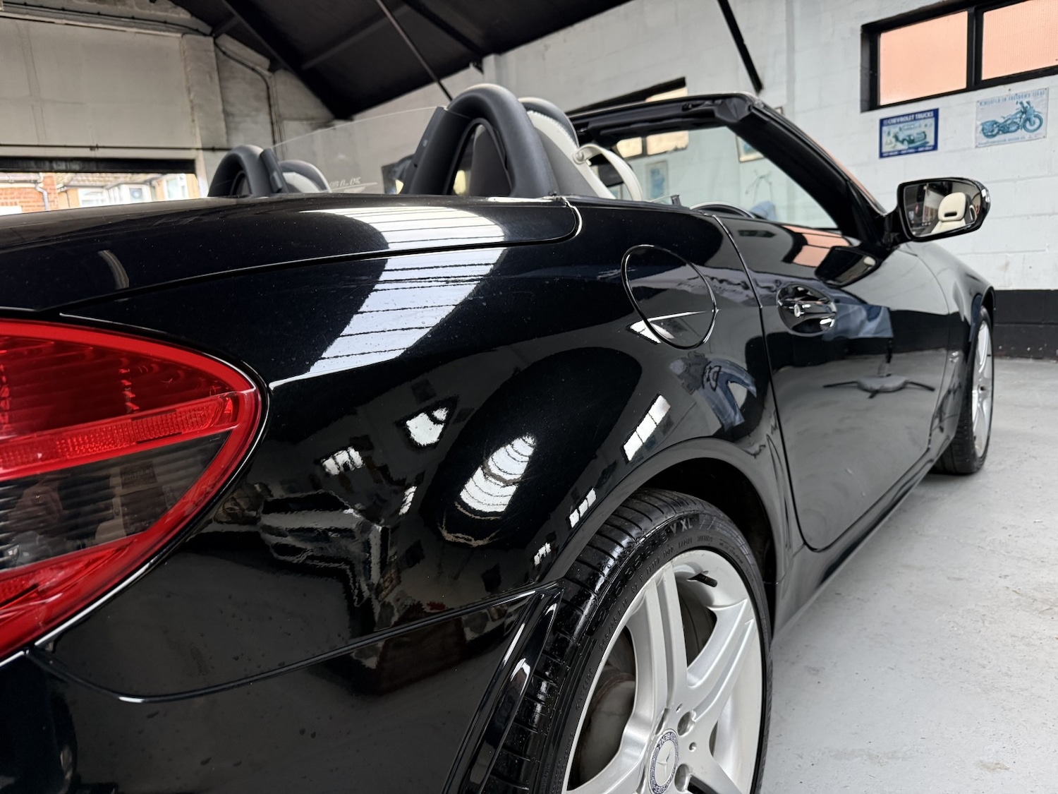 Used Mercedes-Benz SLK 2009 for sale - 76785098: Photo 20