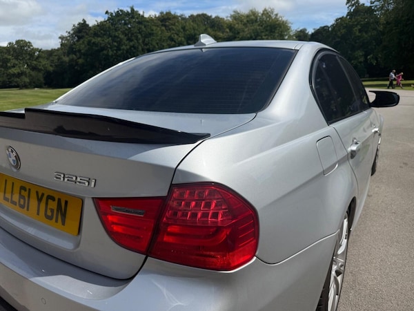 Used BMW 3 Series 2011 for sale - 75196857: Photo 12