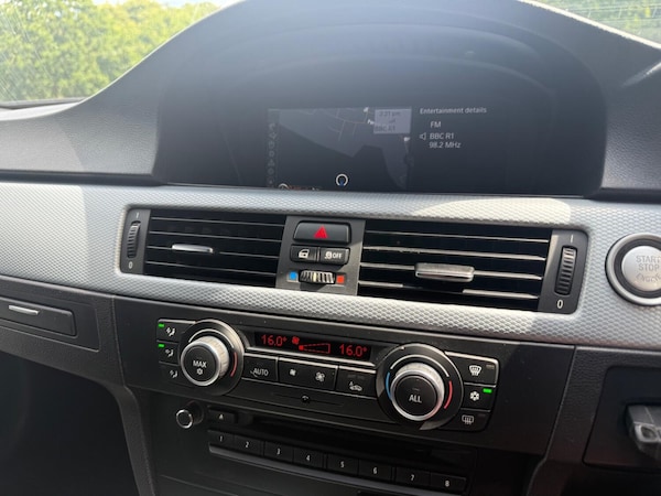 Used BMW 3 Series 2011 for sale - 75196857: Photo 24