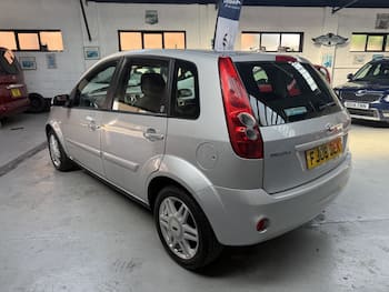 Used Ford Fiesta 2009 for sale - 79696971: Photo