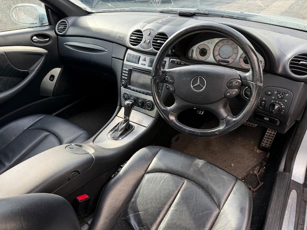 Used Mercedes-Benz CLK 2005 for sale - 76237241: Photo 11
