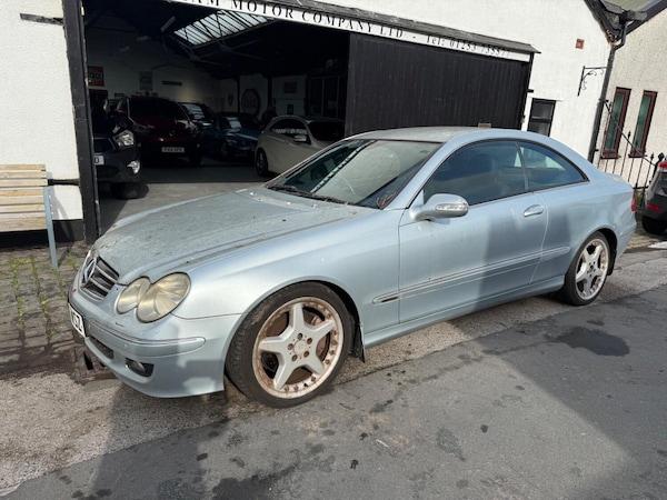 Used Mercedes-Benz CLK 2005 for sale - 76237241: Photo 2