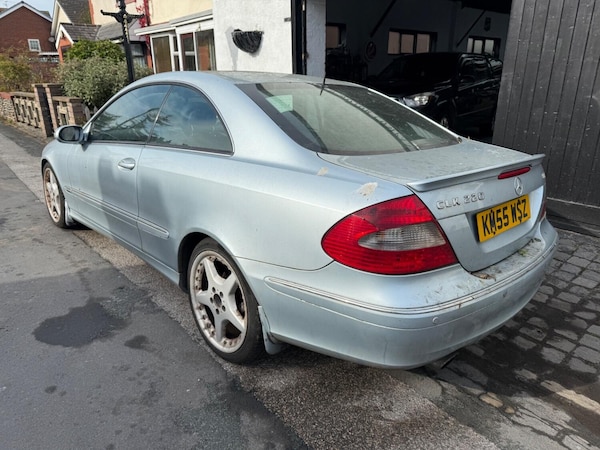 Used Mercedes-Benz CLK 2005 for sale - 76237241: Photo 3