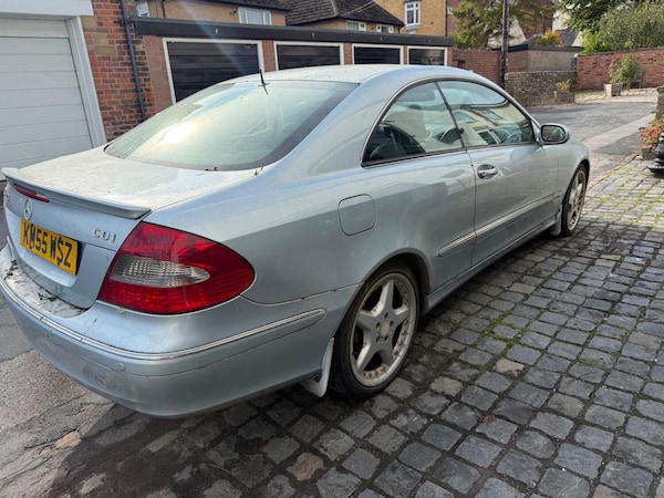 Used Mercedes-Benz CLK 2005 for sale - 76237241: Photo 6