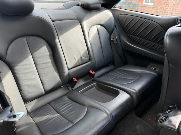 Used Mercedes-Benz CLK 2005 for sale - 76237241: Photo 9