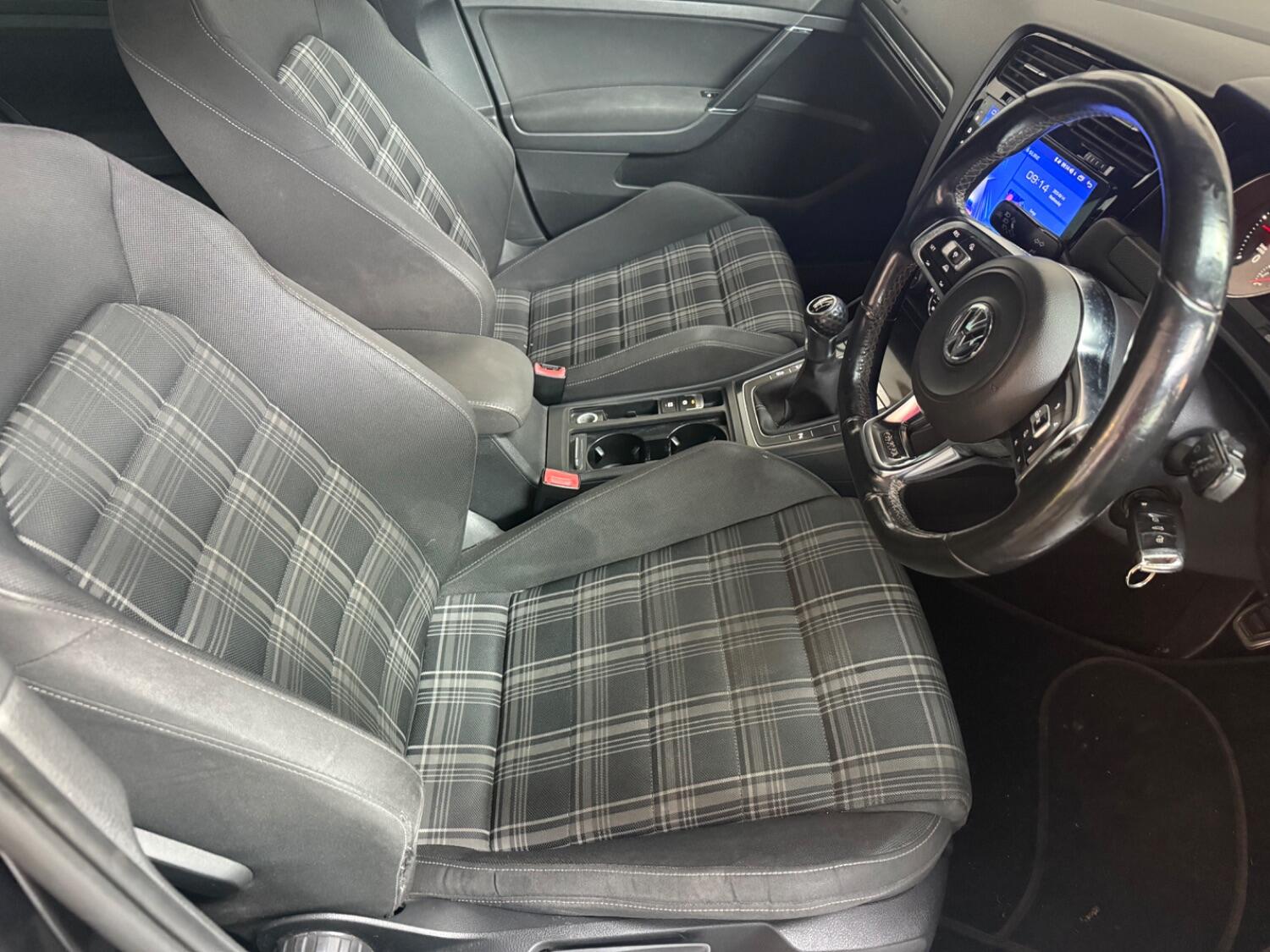 Used Volkswagen Golf 2013 for sale - 76687277: Photo 24