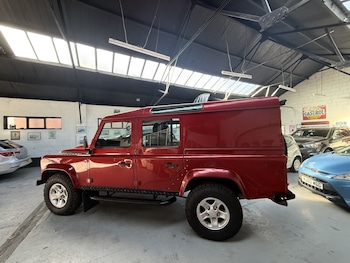 Used Land Rover Defender 110 2014 for sale - 77781621: Photo