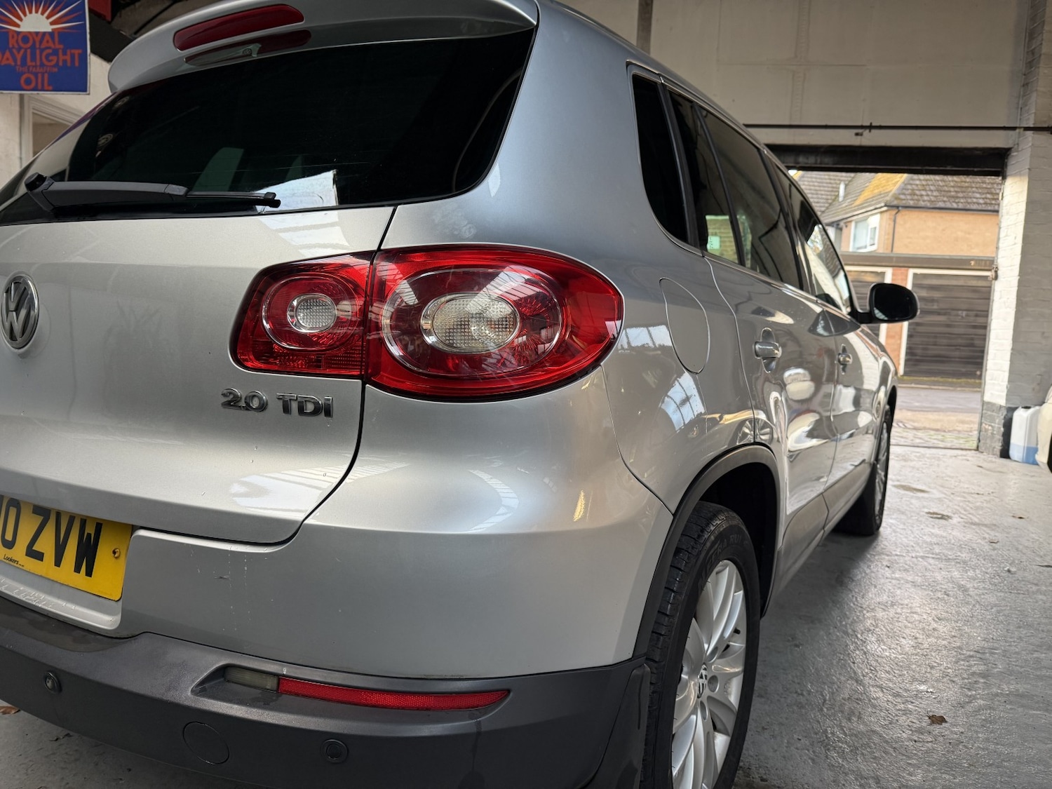 Used Volkswagen Tiguan 2010 for sale - 76784929: Photo 12