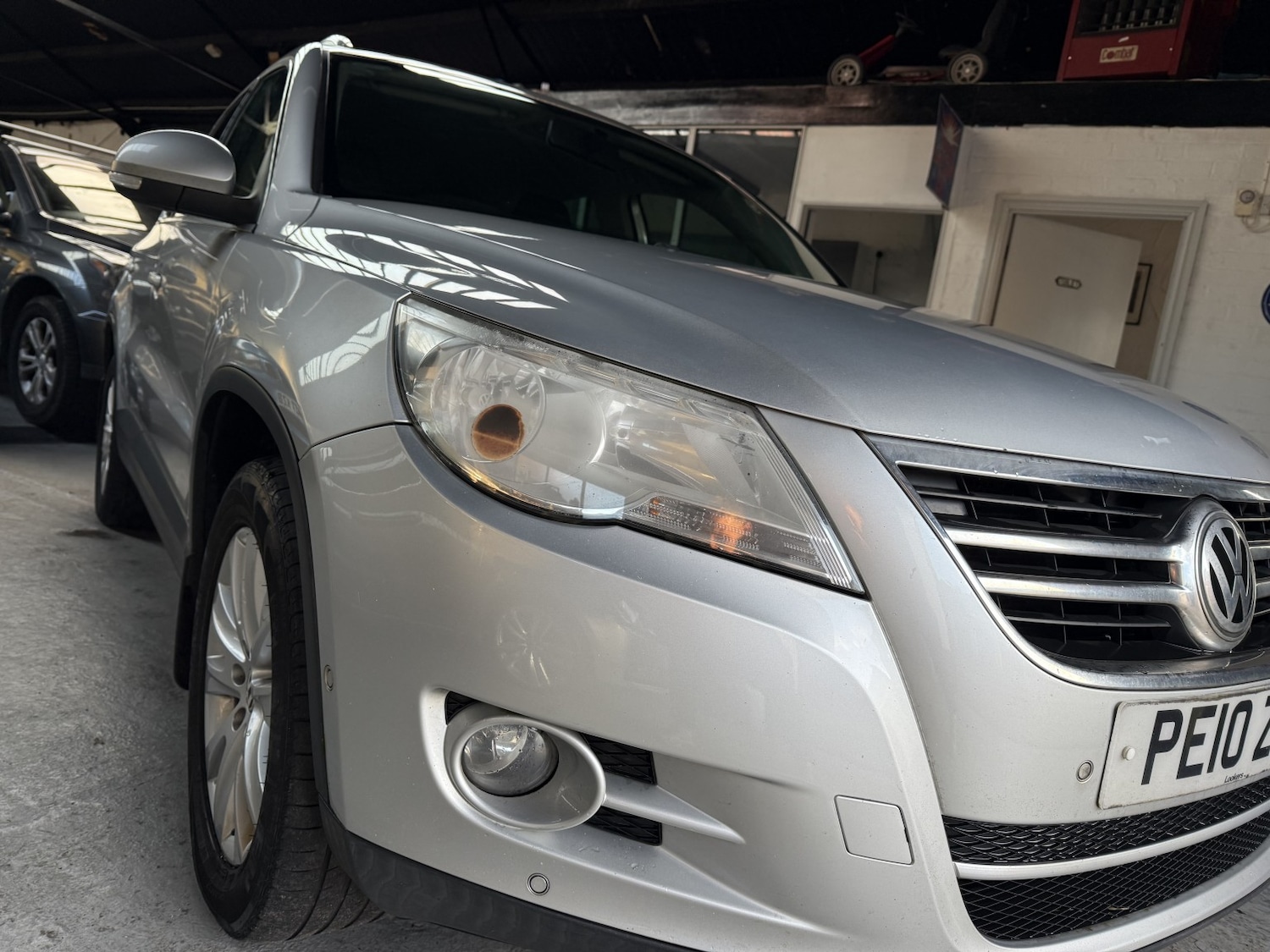 Used Volkswagen Tiguan 2010 for sale - 76784929: Photo 13