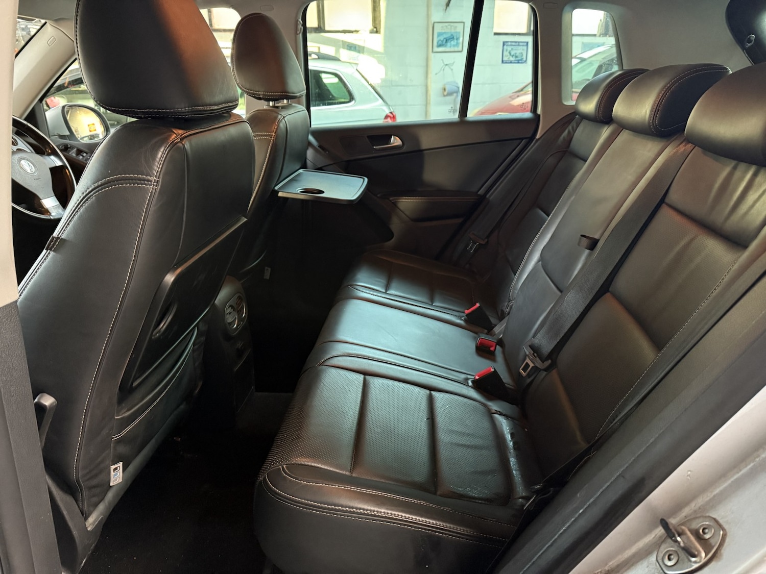 Used Volkswagen Tiguan 2010 for sale - 76784929: Photo 17