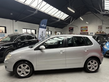 Used Volkswagen Polo 2009 for sale - 77991599: Photo