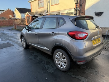 Used Renault Captur 2016 for sale - 77140742: Photo