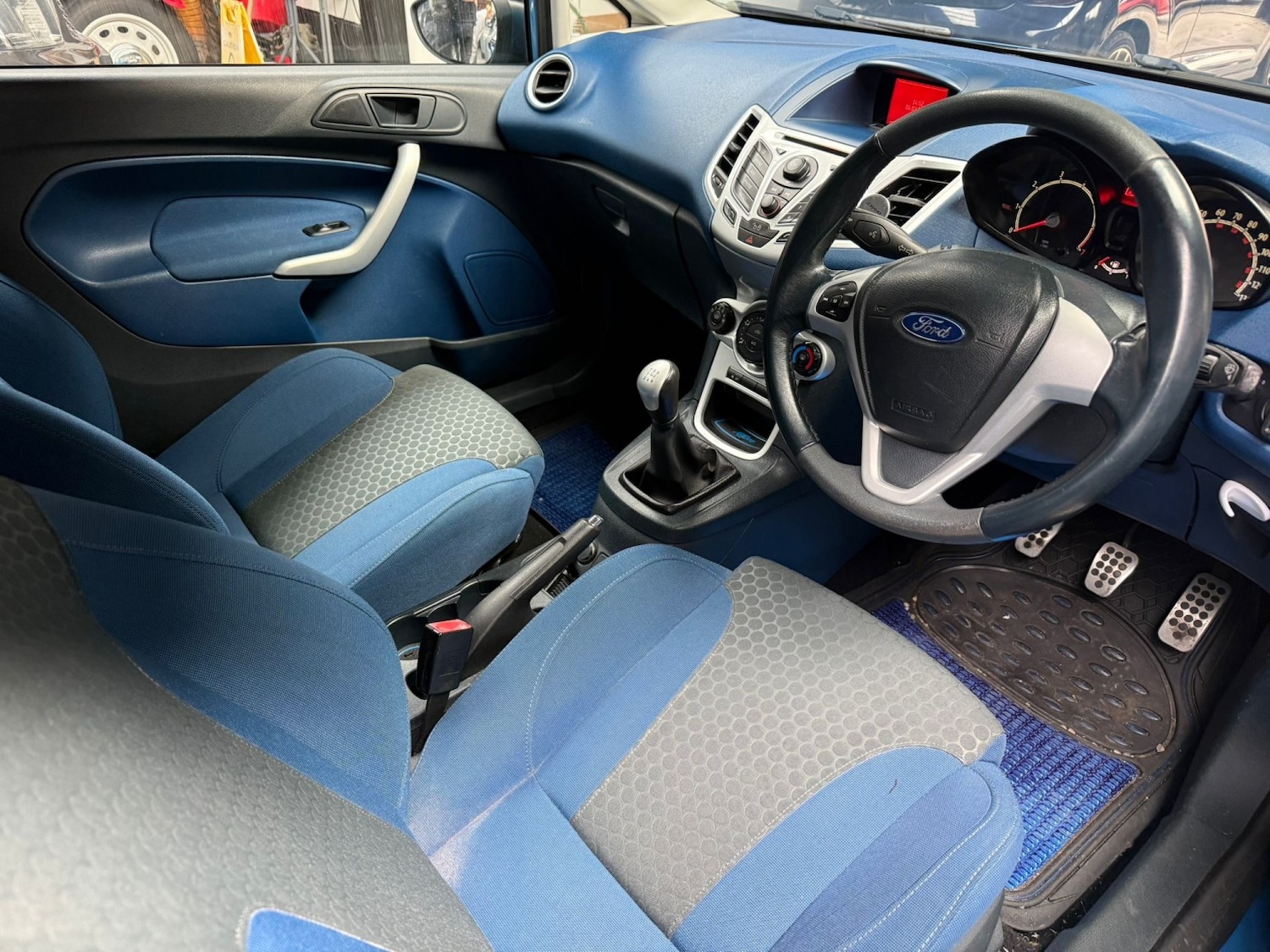 Used Ford Fiesta 2010 for sale - 77781616: Photo 6