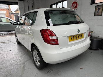 Used Skoda Fabia 2012 for sale - 76571200: Photo