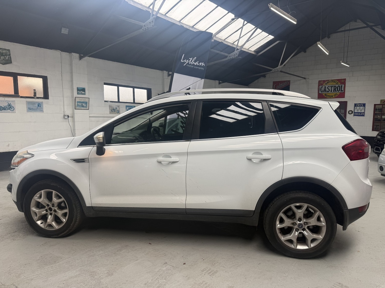 Used Ford Kuga 2009 for sale - 77721220: Photo 3
