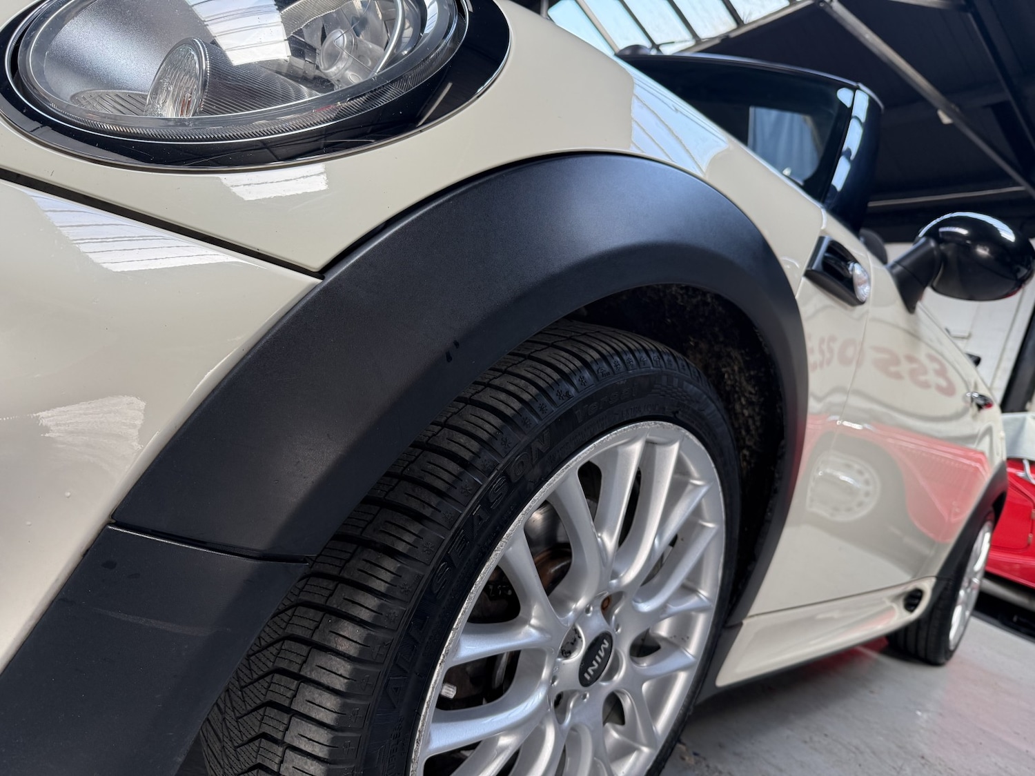 Used MINI Convertible 2014 for sale - 78084432: Photo 10