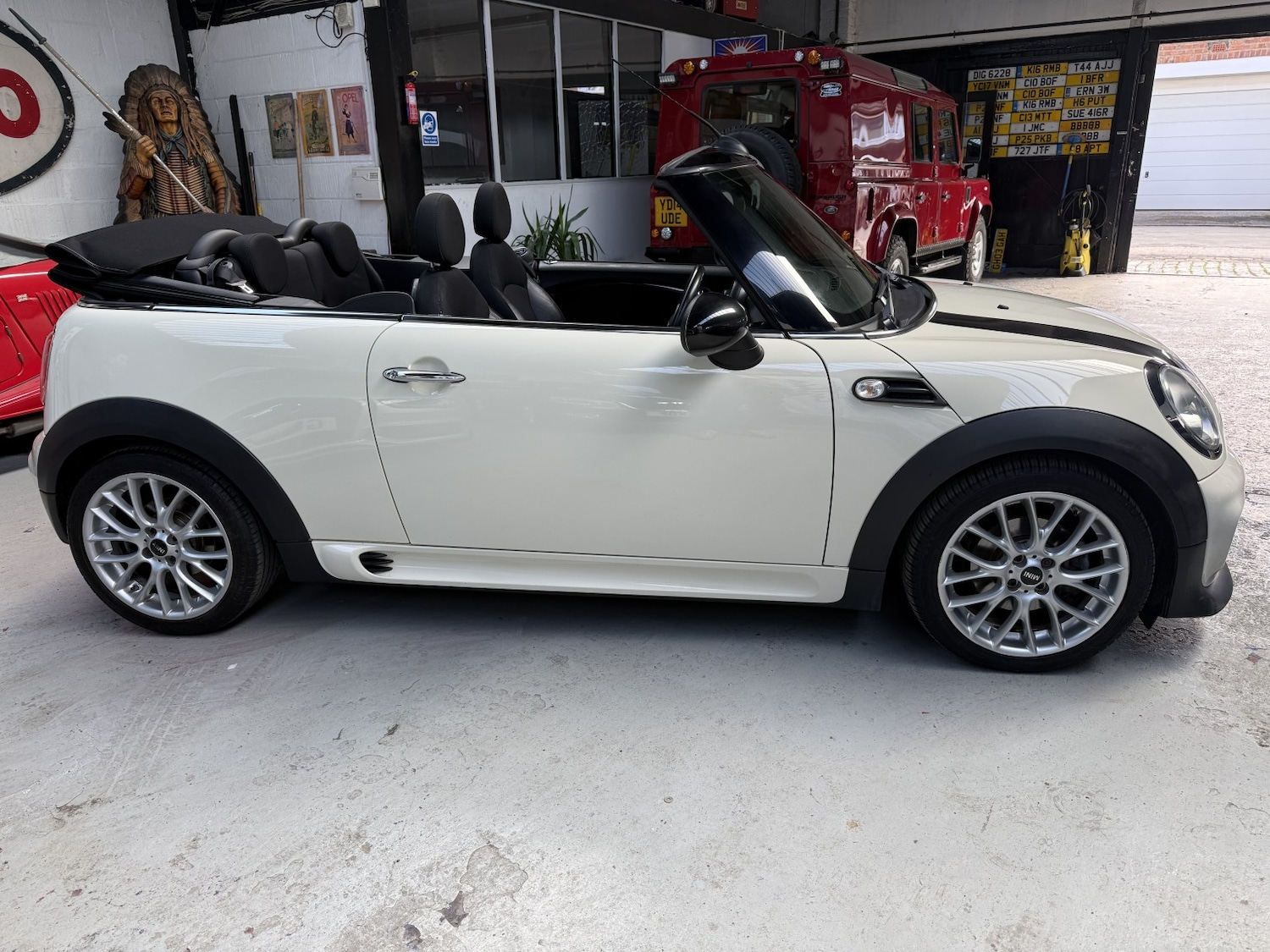 Used MINI Convertible 2014 for sale - 78084432: Photo 7