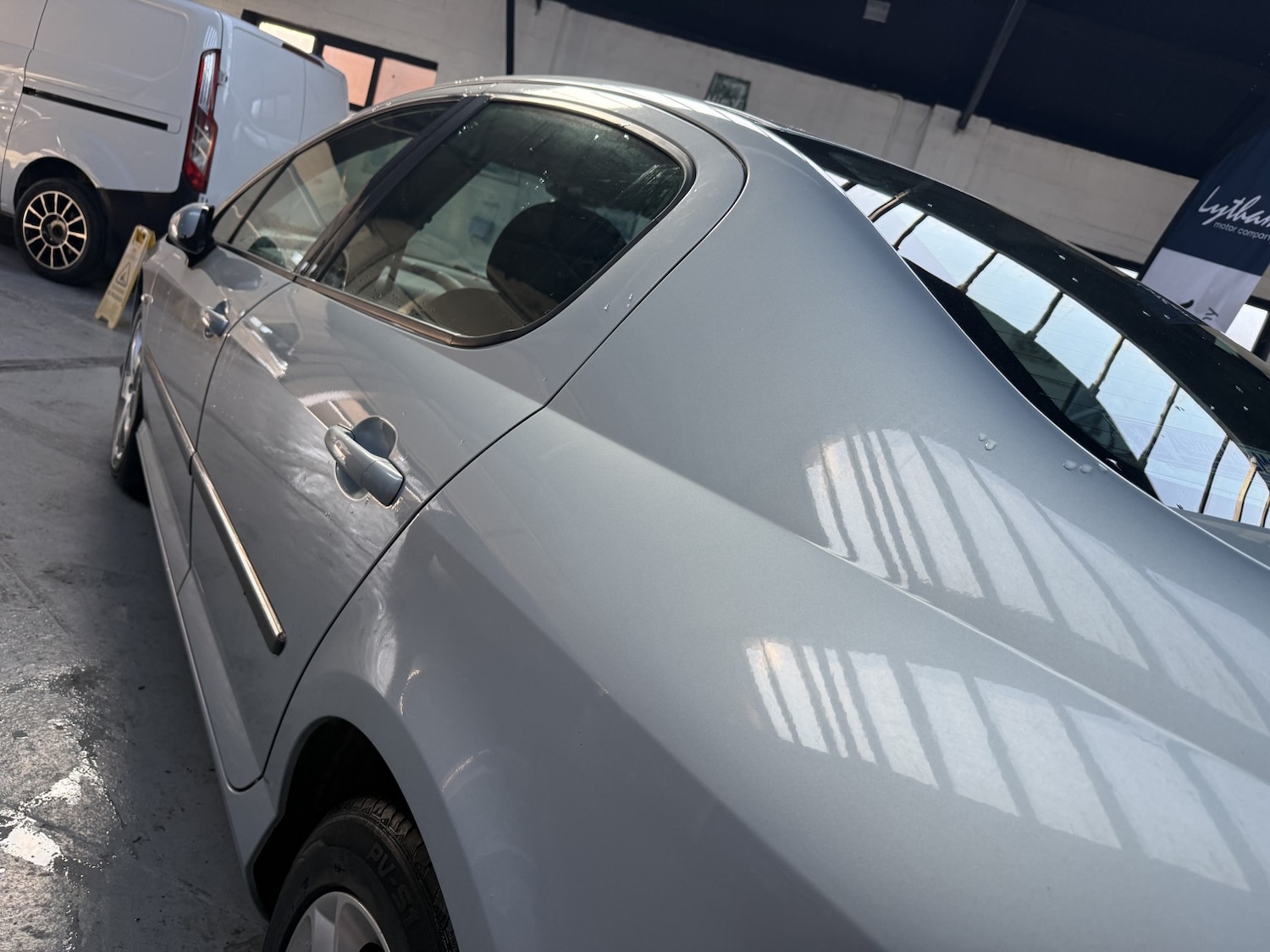 Used Peugeot 407 2004 for sale - 77749973: Photo 10