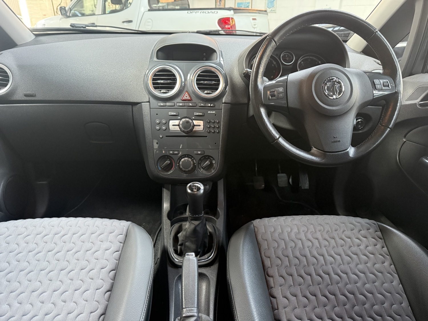 Used Vauxhall Corsa 2012 for sale - 77921372: Photo 16