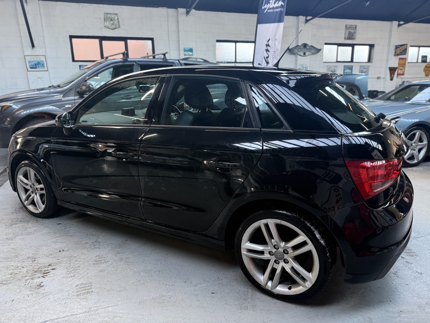 Used Audi A1 2013 for sale - 77008142: Photo 4