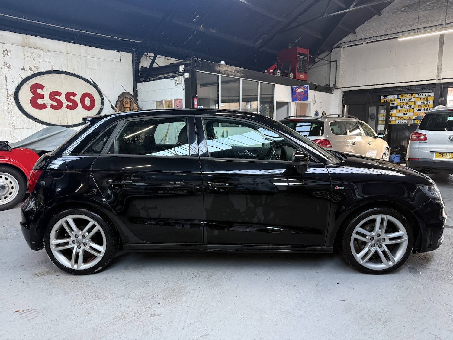 Used Audi A1 2013 for sale - 77008142: Photo 8