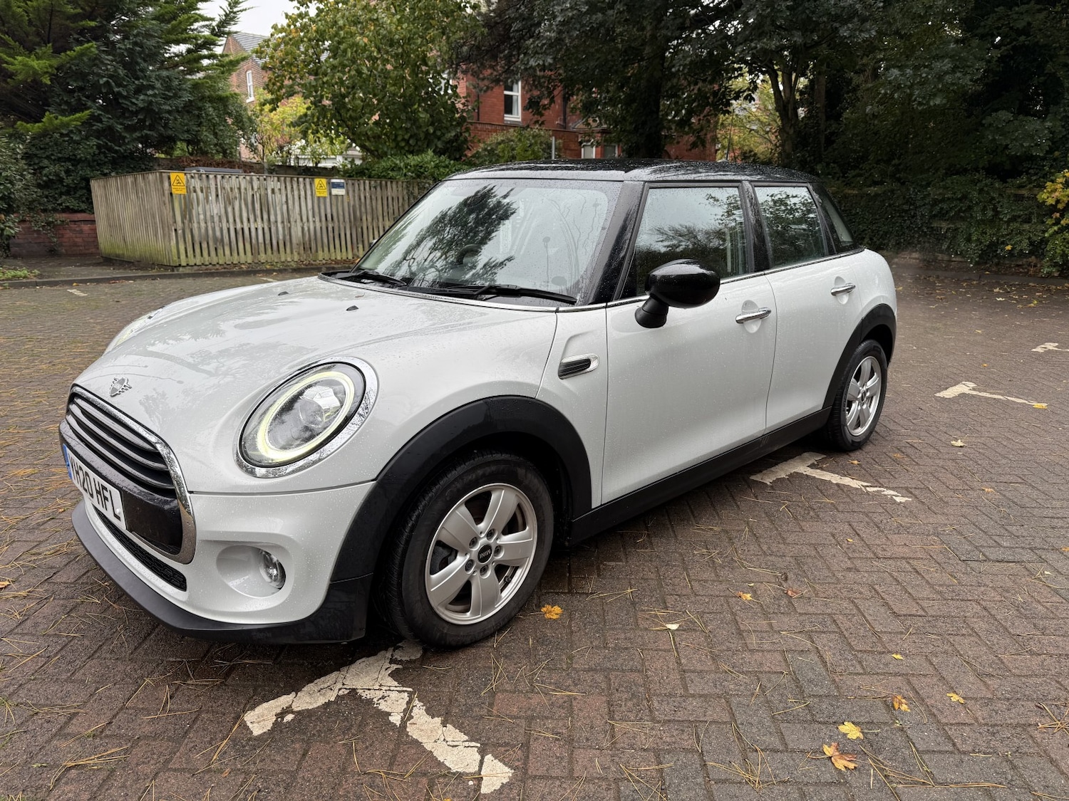 Used MINI Hatch 2020 for sale - 76329772: Photo 2