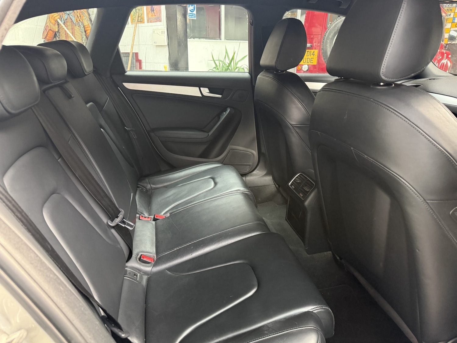 Used Audi A4 Avant 2015 for sale - 77968796: Photo 16