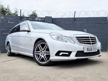 Used Mercedes-Benz E Class 2011 for sale - 76991901: Photo