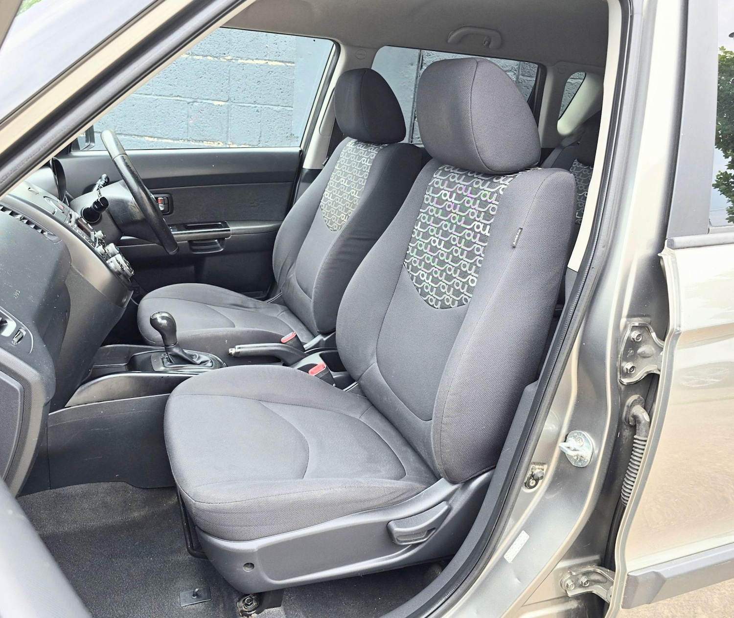 Vehicle 27