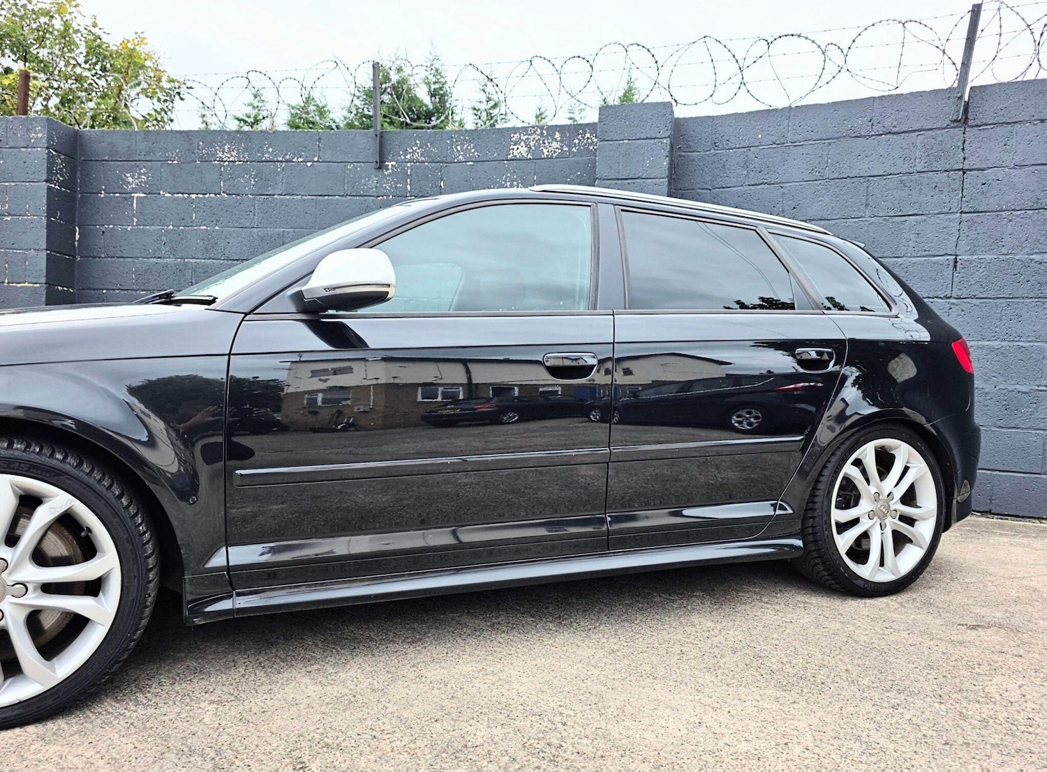 Used Audi S3 2010 for sale - 76227483: Photo 14