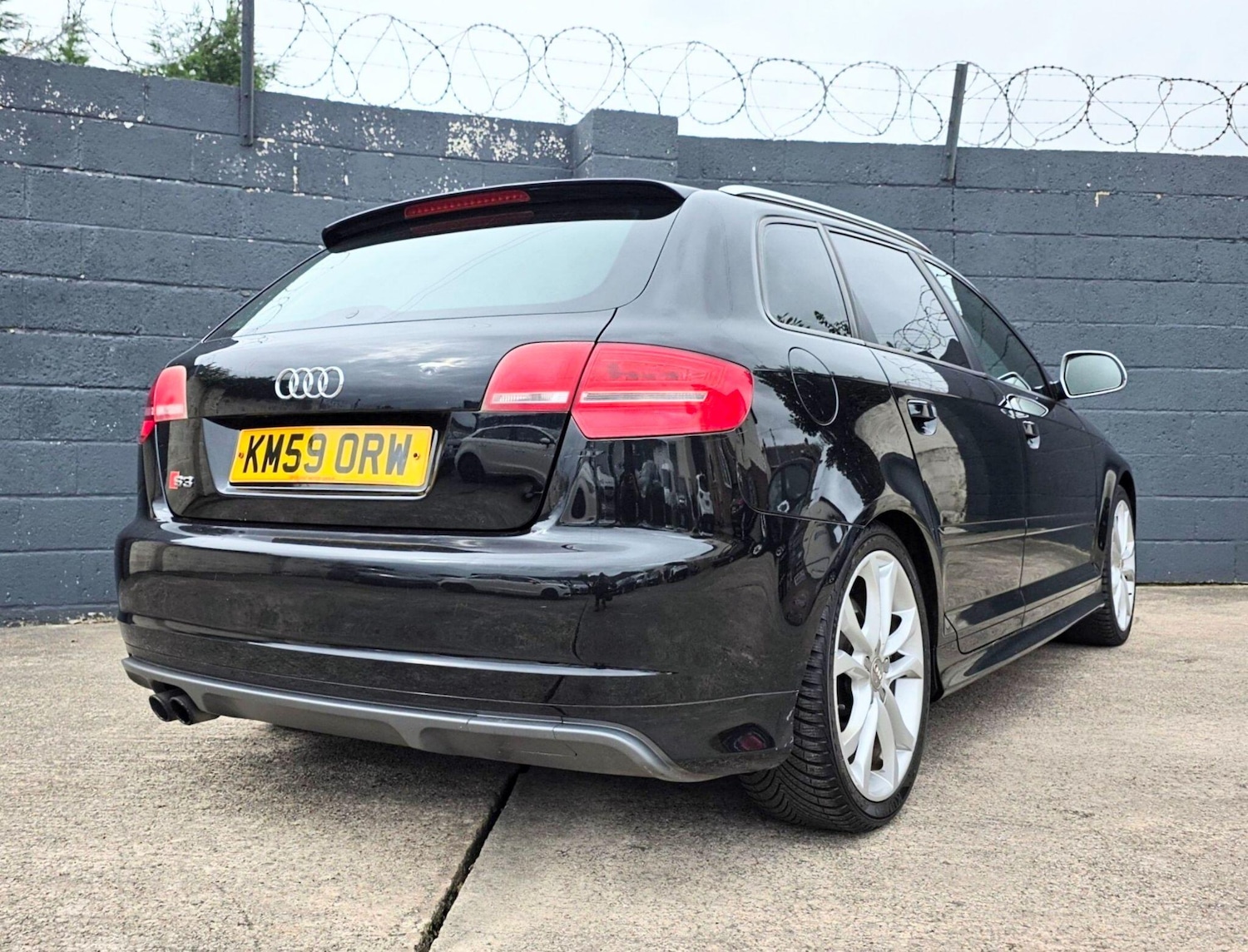 Used Audi S3 2010 for sale - 76227483: Photo 15