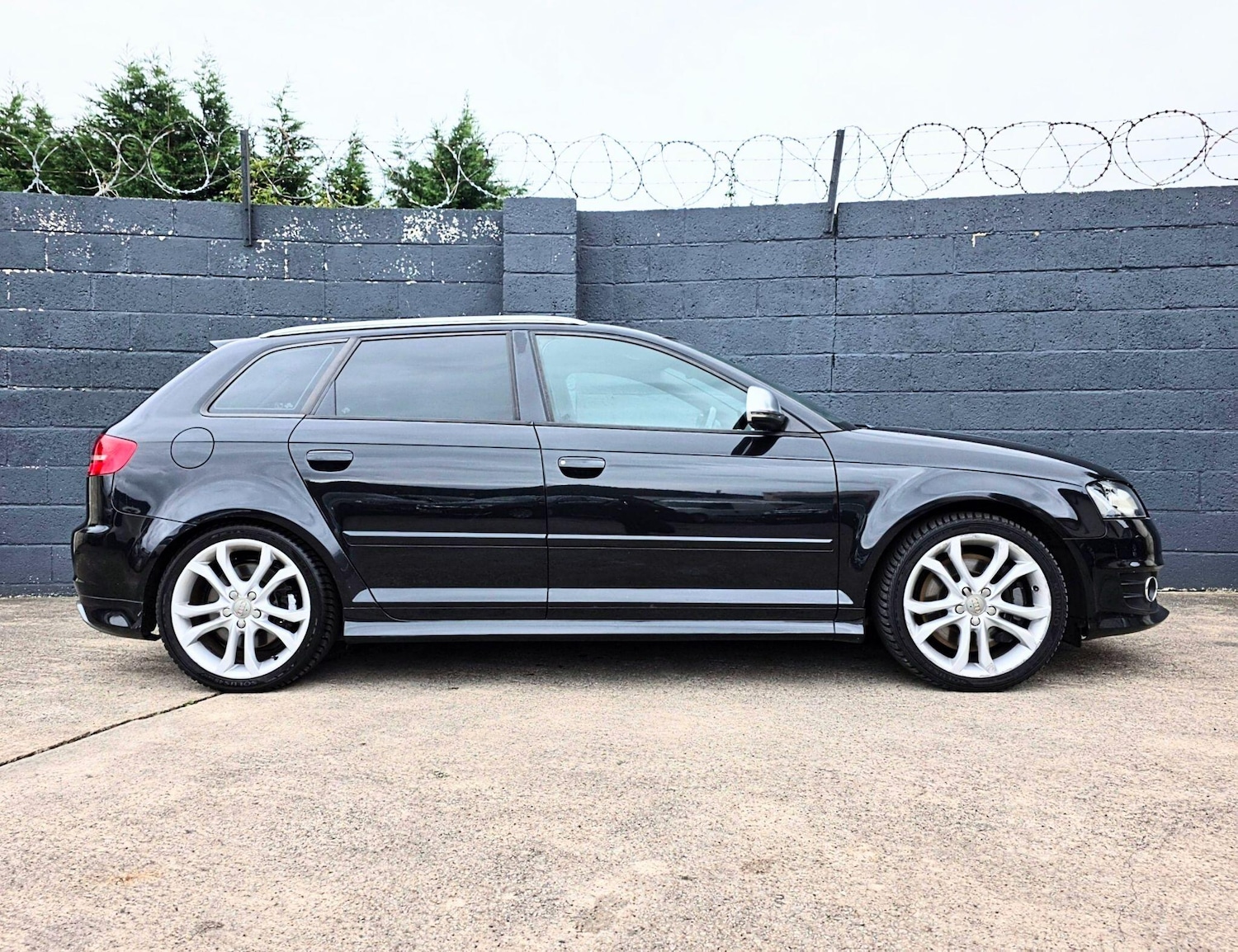 Used Audi S3 2010 for sale - 76227483: Photo 24