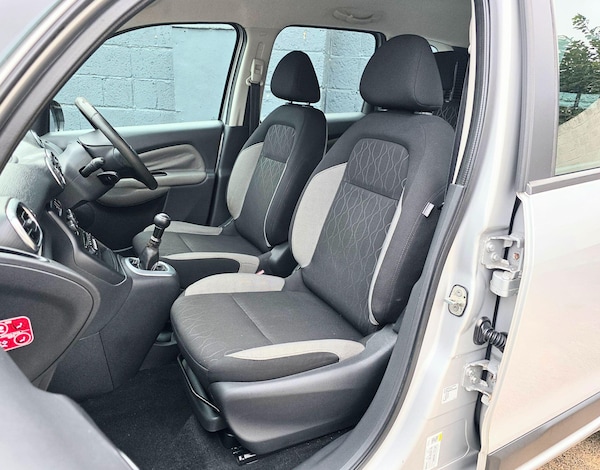 Used Citroen C3 Picasso 2013 for sale - 76226963: Photo 35