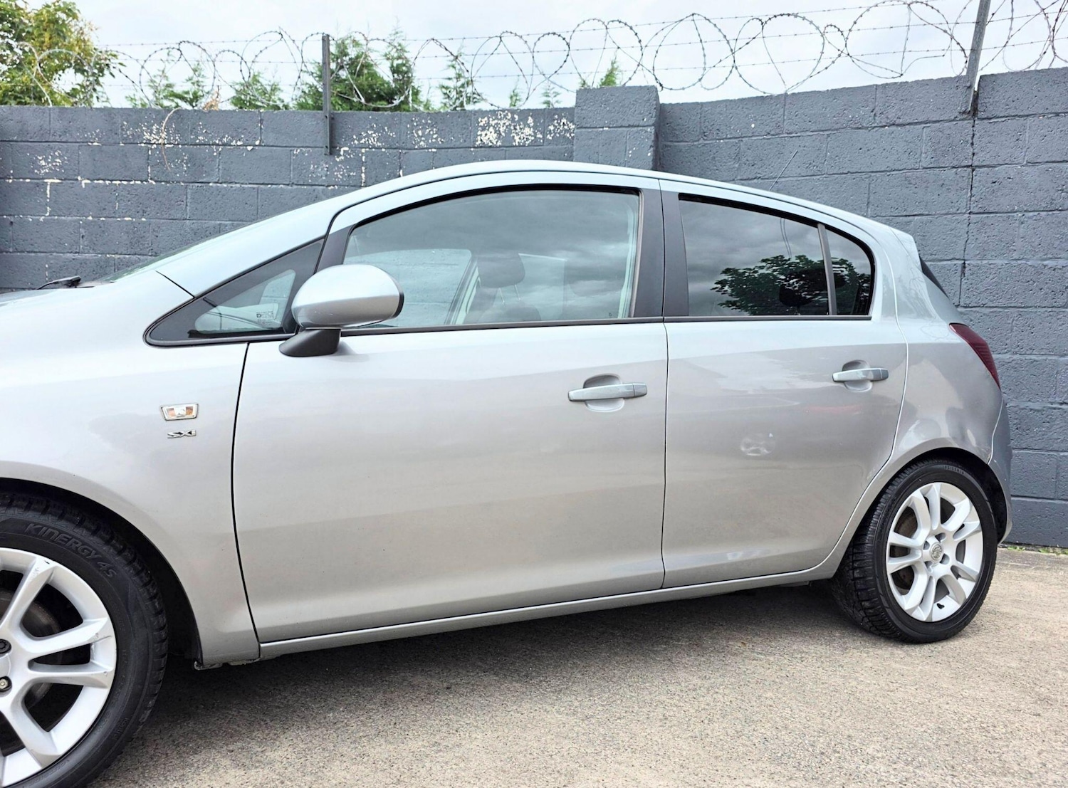 Vehicle 9