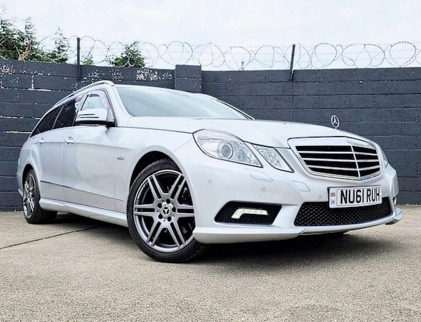 Used Mercedes-Benz E Class 2011 for sale - 75153649: Photo 1