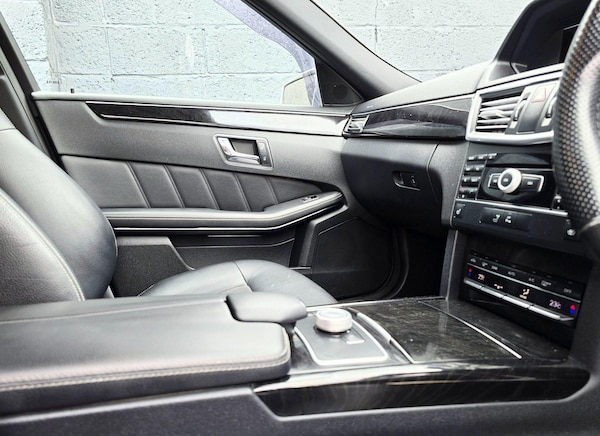 Used Mercedes-Benz E Class 2011 for sale - 75153649: Photo 36