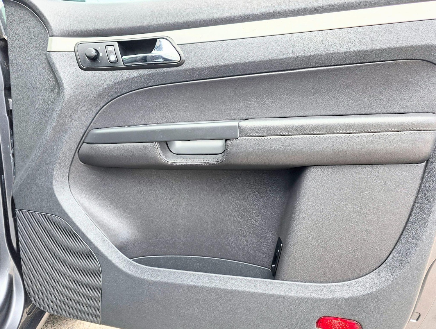 Used Volkswagen Touran 2006 for sale - 77057370: Photo 40