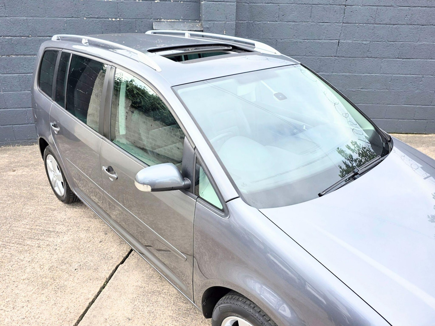 Used Volkswagen Touran 2006 for sale - 77057370: Photo 6