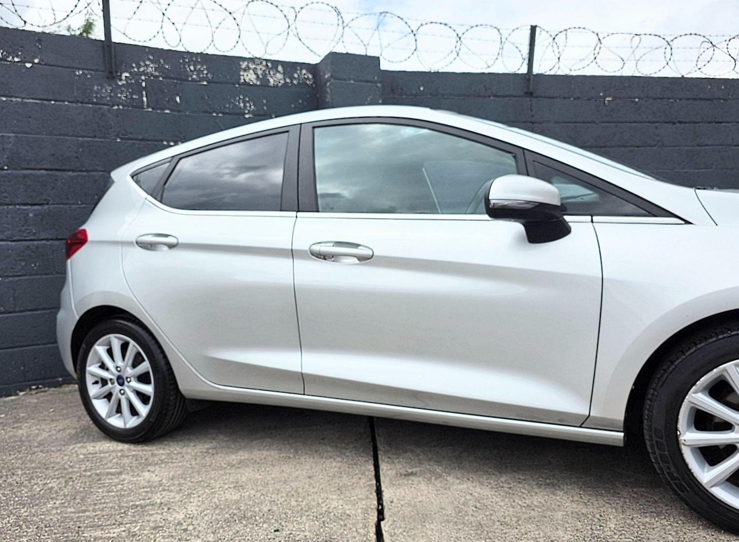 Used Ford Fiesta 2018 for sale - 76227598: Photo 6